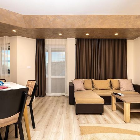 Sunny 1Bd Apartment In Old Town By Flat Mаnager 普罗夫迪夫 外观 照片