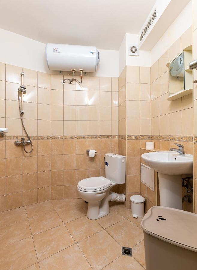 Sunny 1Bd Apartment In Old Town By Flat Mаnager 普罗夫迪夫 外观 照片
